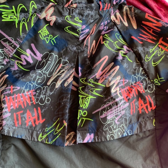 NIKE Nike Black Graffiti Lightweight Jacket with Hood SIZE M - Picture 6 of 8
